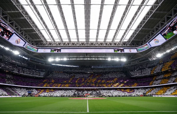 Torcida do Real Madrid antes do clássico diante do Barcelona pelo Campeonato Espanhol