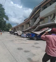 Programa de TV no Panamá flagra momento em que terremoto atinge o país - imagem 2 Programa de TV no Panamá flagra momento em que terremoto atinge o país - imagem 2