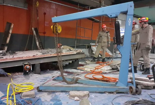 Acidente deixa trabalhadores mortos no Manaíra Shopping