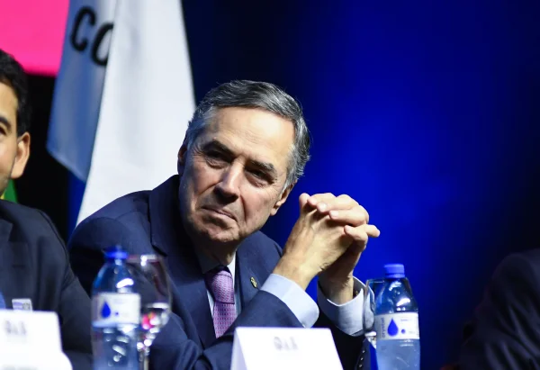 Luís Roberto Barroso, STF, participa da cerimônia de posse do Conselho Federal da Ordem dos Advogados do Brasil OAB - Metrópoles