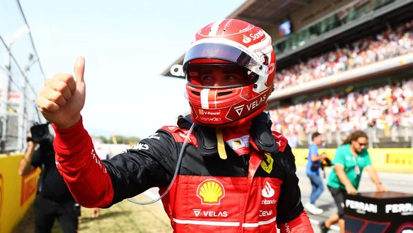 Ferrari domina e Leclerc é o mais rápido em segundo treino livre da F1