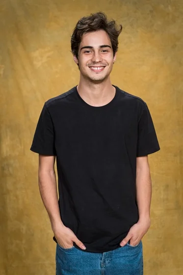 Danilo Mesquita será Valentim, o filho roubado de Luzia (Giovanna Antonelli) Danilo Mesquita será Valentim, o filho roubado de Luzia (Giovanna Antonelli)