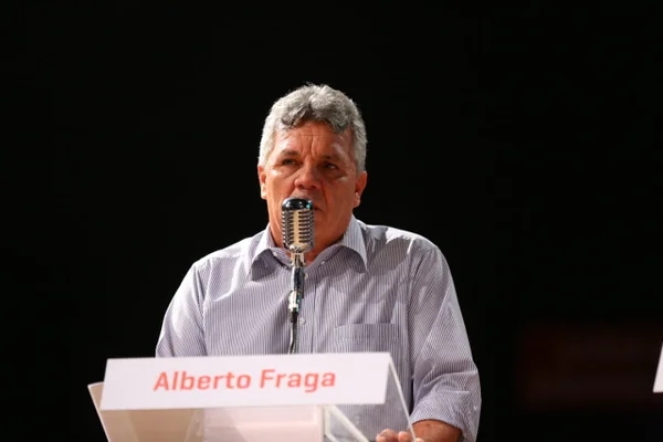 Fraga e Rollemberg trocam acusações sobre condenações judiciais