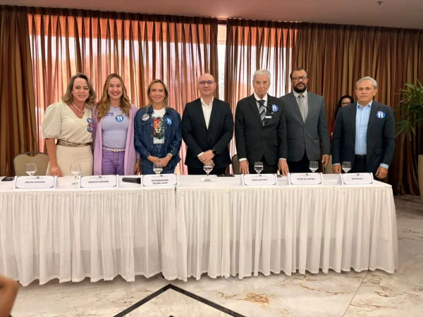 Celina inaugura comitê no Paranoá e promete revitalizar Setor Hoteleiro - destaque galeria Celina inaugura comitê no Paranoá e promete revitalizar Setor Hoteleiro - destaque galeria