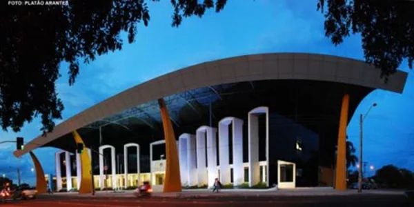 Assembleia de Roraima tem 2.600 comissionados para 24 deputados