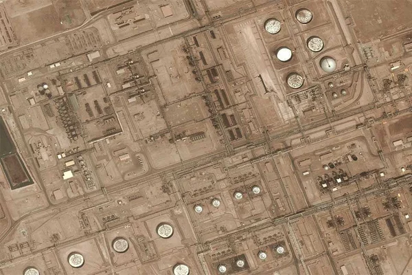 Arábia Saudita procura importar petróleo para manter exportações