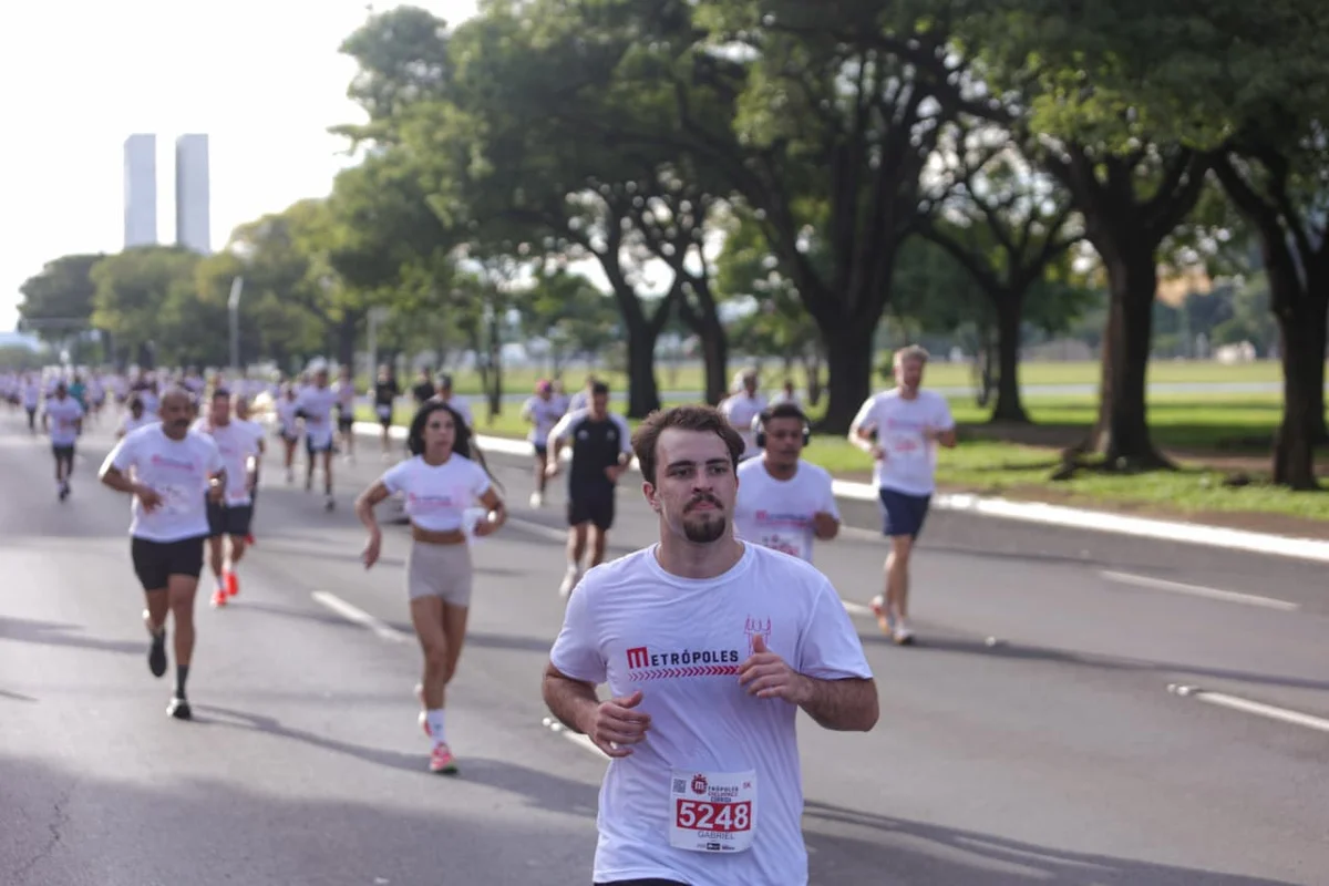 E contou com inúmeros atletas E contou com inúmeros atletas