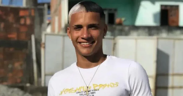 Imagem colorida do adolescente Diego Jesus de Oliveira, de 17 anos, morto a tiros em Salvador - Metrópoles