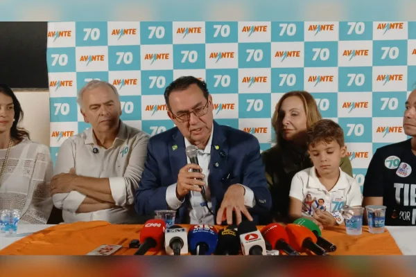 Augusto Cury em entrevista coletiva em BH 010926