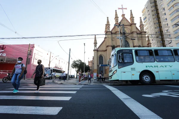 Cidade de Araraquara, no interior de São Paulo, após lockdown