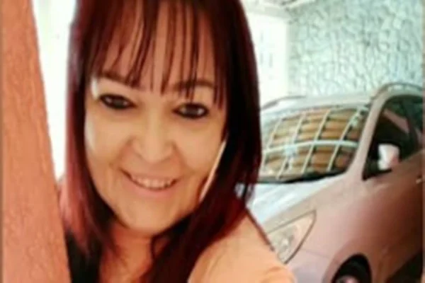 Professora aposentada do DF morre aos 51 anos: “Legado de amor”