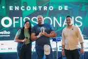 Convidados concorreram a mais de 100 prêmios, que iam de kits de pintura a smartphones e televisões de 65 polegadas