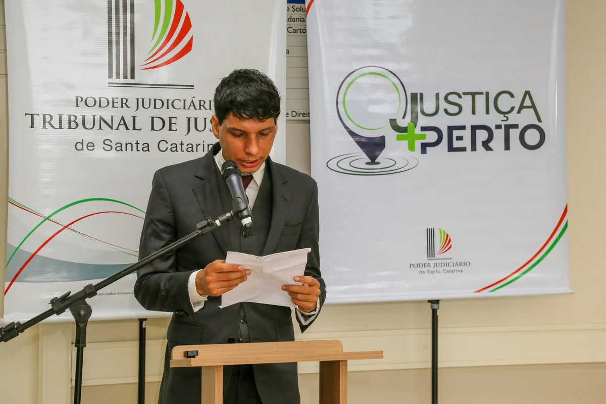 Apib pede ao CNJ apuração sobre afastamento de juiz indígena em SC