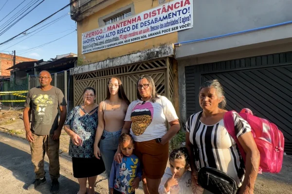 Famílias não recebem solução para casas com risco de desabamento - Metrópoles