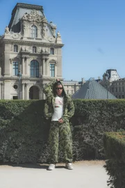Coleção OVNI Season por Hylo Cartis, fotografada em Paris 