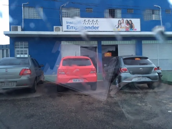 Presos beneficiados pelo saidão mantêm família refém em Samambaia