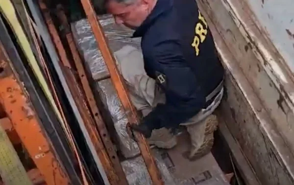 PRF cocaína sucata