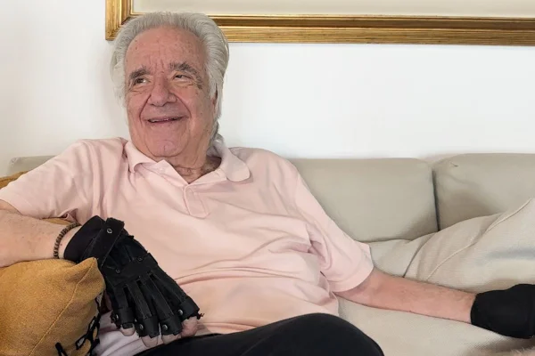 Composta apenas de músicos com idade acima de 60 anos, a Orquestra Bachiana Sênior SESI-SP, foi criada e será regida João Carlos Martins - Metrópoles
