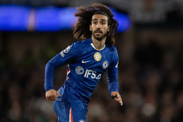 Real Madrid anuncia a contratação do lateral-esquerdo Marc Cucurella
