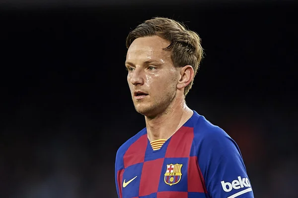 Foto colorida de Ivan Rakitic, ex-jogador do Barcelona - Metrópoles