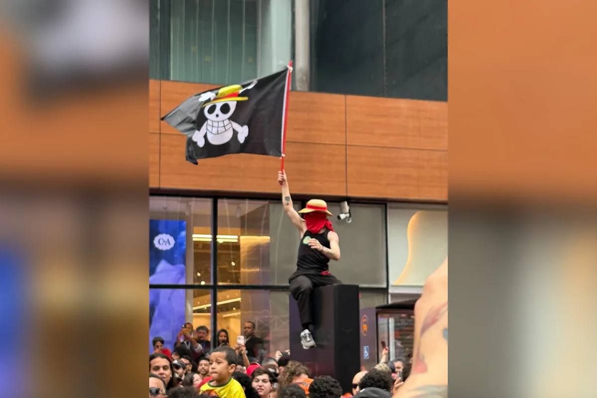 Bandeira do anime “One Piece” em atos pró-Lula. Entenda o significado - imagem 9 Bandeira do anime “One Piece” em atos pró-Lula. Entenda o significado - imagem 9