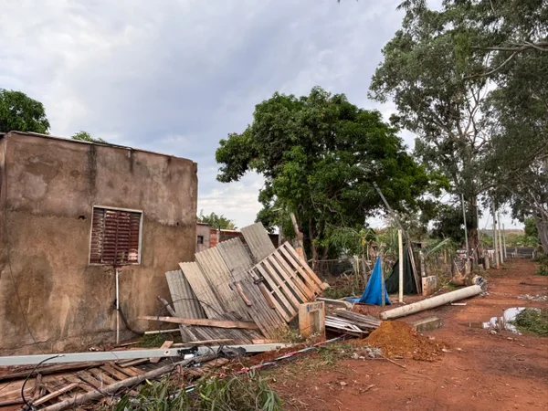 Estragos das chuvas em Arapoanga