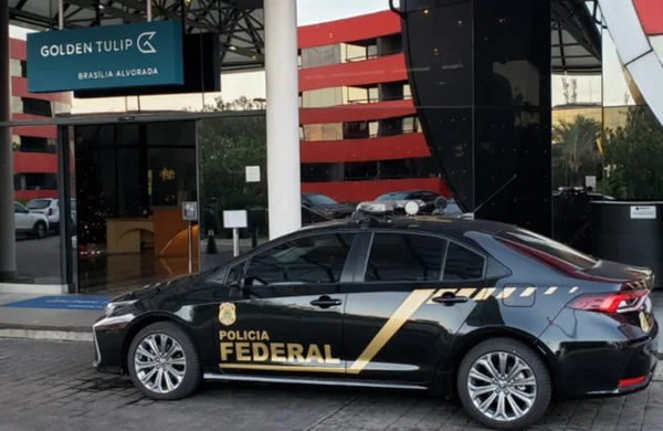Polícia federal investiga fraude em contratos do Enem