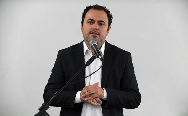 Deputado Glauber Braga