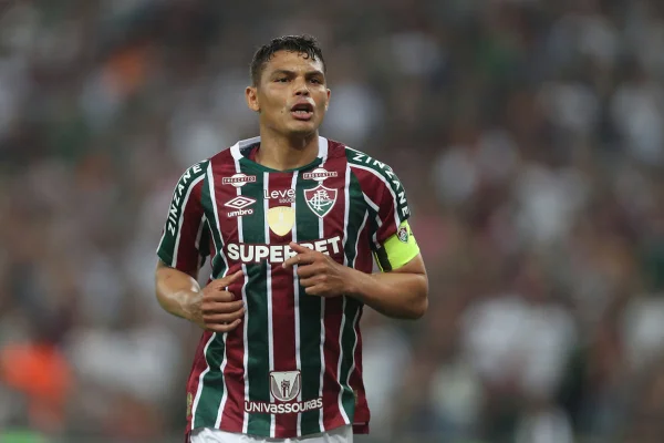 Imagem colorida de Thiago Silva - Metrópoles