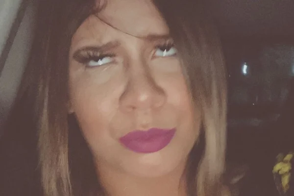 Marília Mendonça corre 5 km, fã acha pouco e cantora se revolta