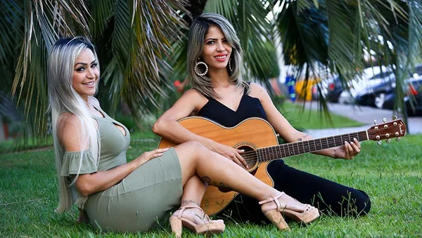 Conheça Paulla & Paolla, as representantes de Brasília do feminejo