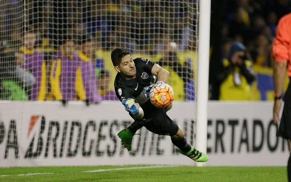 Boca Juniors bate Nacional nos pênaltis e vai à semi da Libertadores
