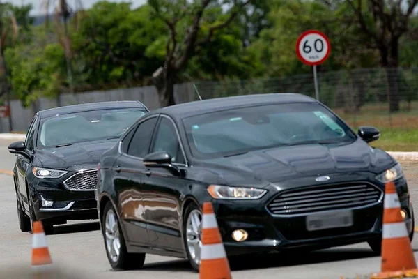 GDF vai impedir mau motorista de conduzir carros da frota oficial