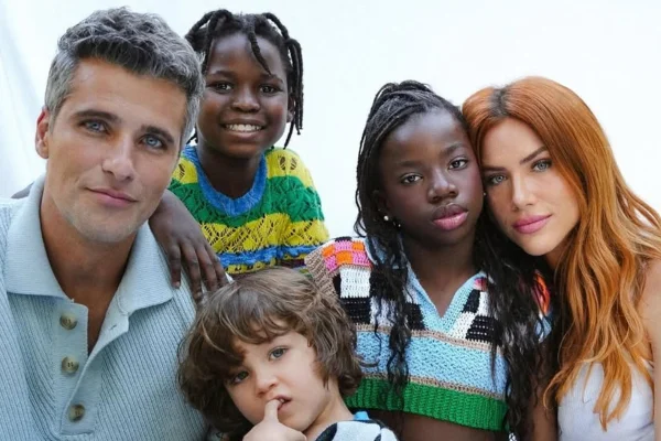 Giovanna, Bruno, Titi, Bless e Zyan