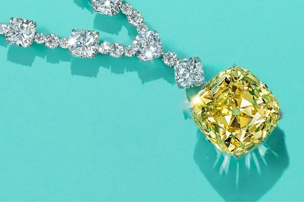 Tiffany & Co. celebra a própria história com exposição em Xangai