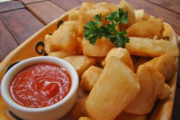 Mandioca frita