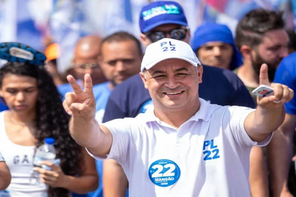 Carlinhos do Mangão é reeleito prefeito de Novo Gama (GO)