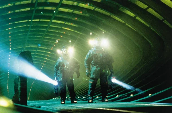 Filme O Enigma do Horizonte ganhará série de TV na Amazon
