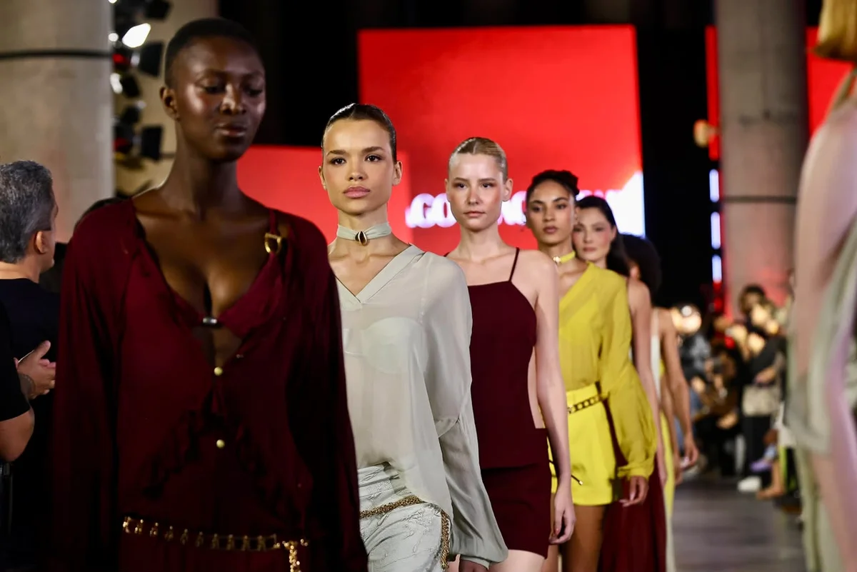 Metrópoles Catwalk encerra 3ª edição com Negra Li na passarela - imagem 5 Metrópoles Catwalk encerra 3ª edição com Negra Li na passarela - imagem 5