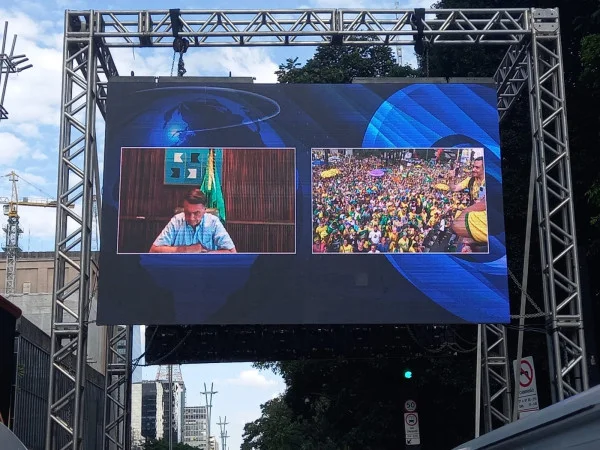 Por vídeo, Bolsonaro fala a apoiadores na Paulista: “Lealdade a vocês”