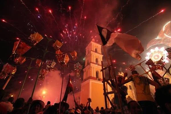 Incidente com fogos de artifício deixa 40 feridos em Cuba