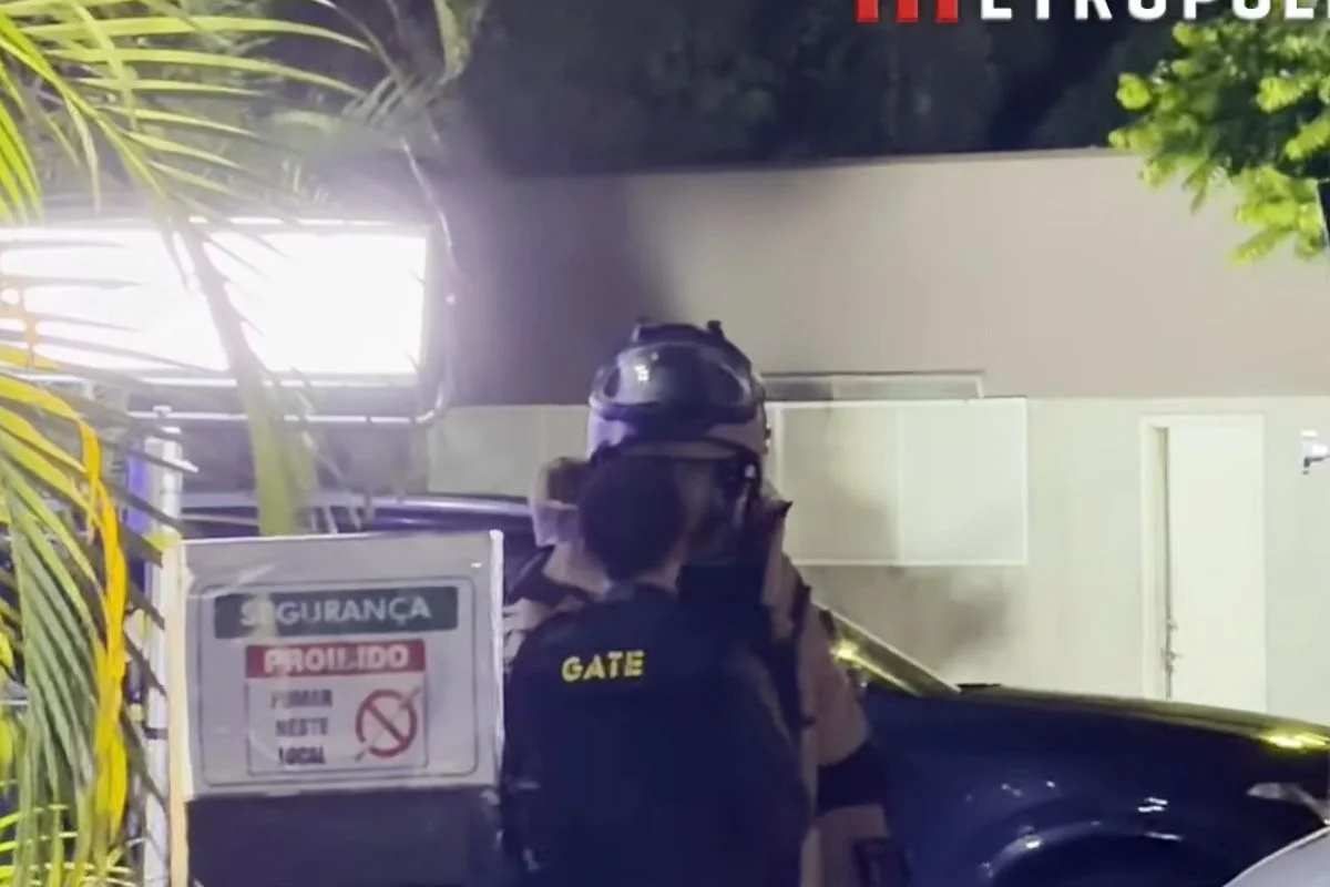 Suspeita de Bomba Mobiliza PM em Debate Presidencial na Capital