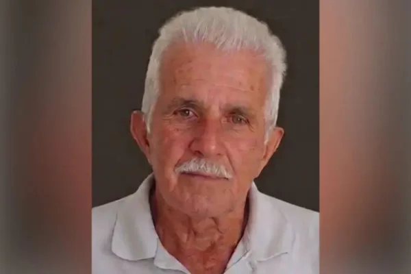 Imagem colorida, homem de 80 anos que morreu atropelado em faixa de pedestre- Mretrópoles