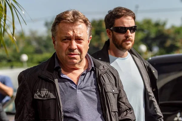 Defesa de Laurence diz que delação “é mentira nojenta”