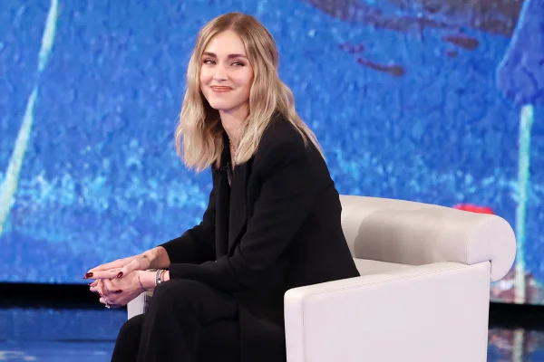 Influenciadora de moda Chiara Ferragni fraude caridade - metrópoles