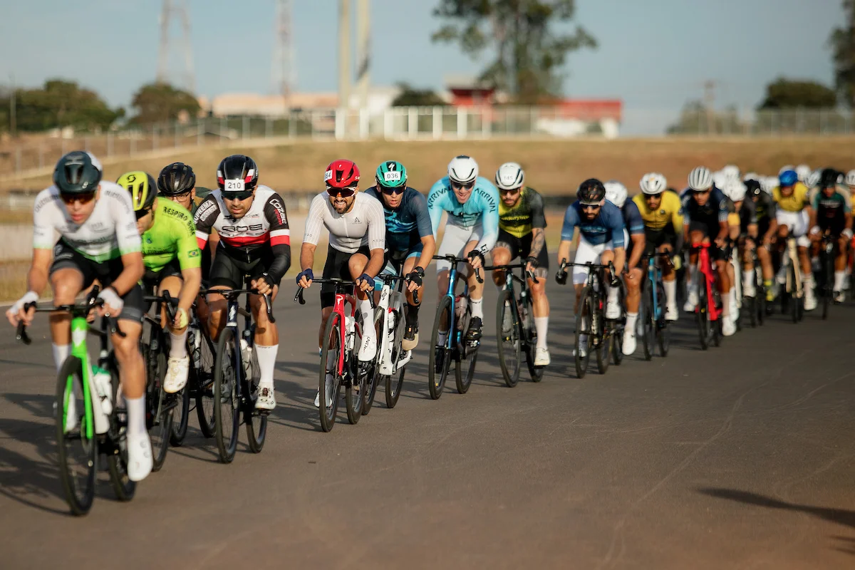 Atletas de ciclismo na prova Atletas de ciclismo na prova