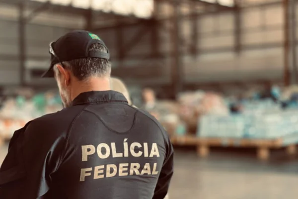 Policial Federal atuando no resgate/Metrópoles