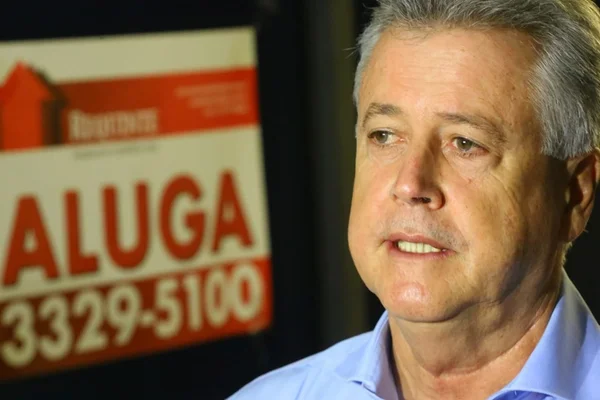 Na véspera da eleição, Rollemberg tem rejeição de 57%, diz Ibope
