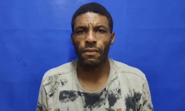 Acusado de estuprar jovem a caminho da escola em Copacabana é preso