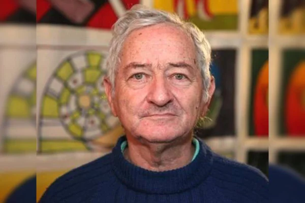 Morre, aos 88 anos, o artista plástico Paulo Iolovitch, o Azul